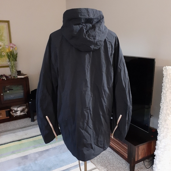 Thom Browne articualted hooded nylon jacket - Picture 10 of 15